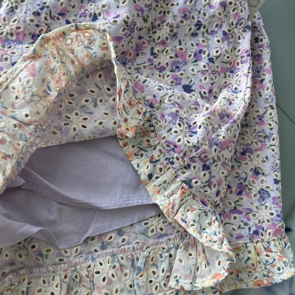 Eyelet Two Piece Ruffle Shorts Set - Picture 11 of 15